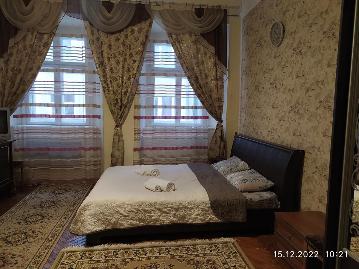 Apartment On Rynok Square Lemberg Exterior foto